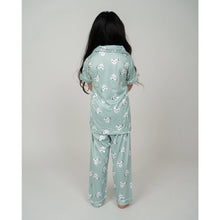 Generic Girl's Silk Bleand Printed Short Sleeve Night Suit Set (Light Green)
