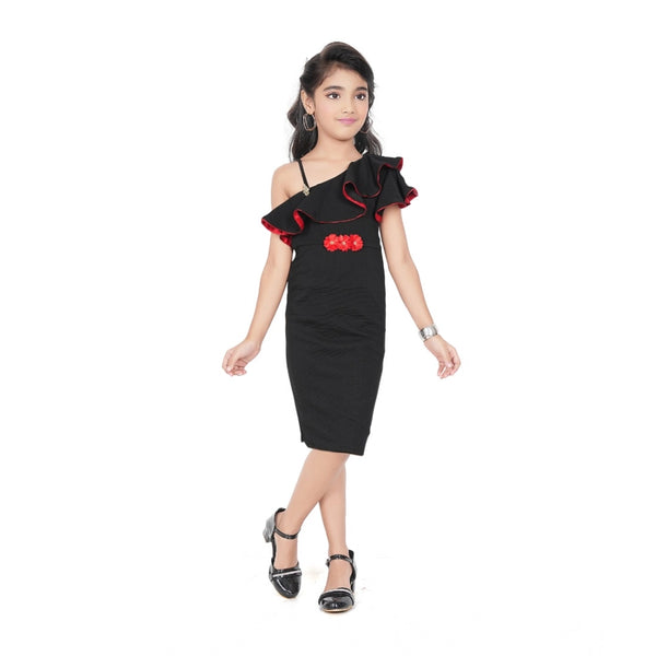 Generic Girl's Knitted Soild Sleeve Less Off Shoulder Dress (Black)