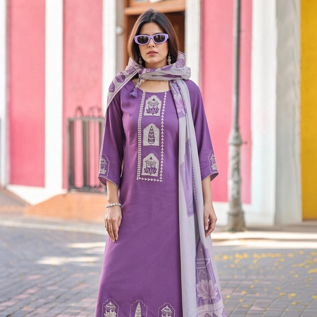 Classic   heavy rayon  Kurta Set