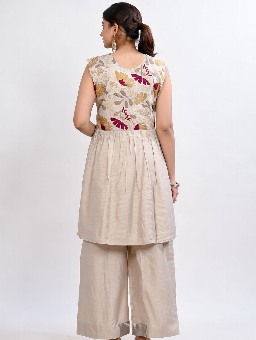 Elegant Floral Embroidered Kurta Set with Dupatta
